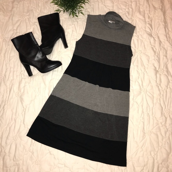 Isaac Mizrahi Dresses & Skirts - Isaac Mizrahi for Target Dress in Gray and Black